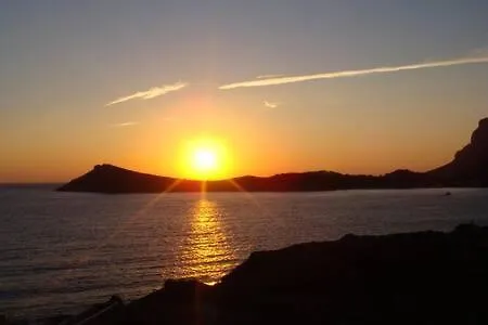 Melinas Sunset-romantic Honeymoon With Amazing Seaview Sunset