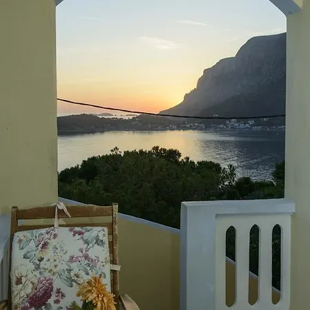 Апартаменты Melinas Sunset-romantic Honeymoon With Amazing Seaview Sunset Миртеа